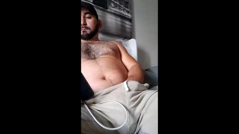 frankb382791 online show from April 18, 7:58 pm