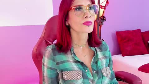 Snapshot of fransheskarossi chatting on March 10, 12:17 pm Fransheska online show from March 10, 12:17 pm