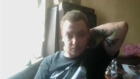 freak_azoid online show from May 19, 11:39 am