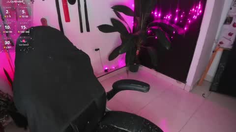 Lia Gomez online show from April 11, 12:26 am