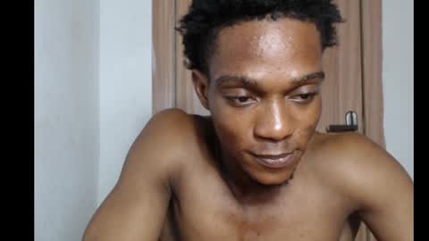 freakyslut30 online show from February 27, 8:53 pm