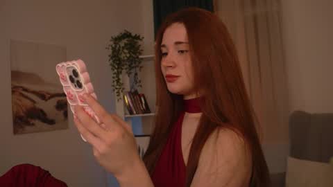Snapshot of freckle_diyana chatting on September 20, 10:24 pm Diyana online show from September 20, 10:24 pm