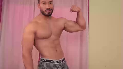 Snapshot of freddsexxx chatting on September 9, 2:06 pm FredSeXXX online show from September 9, 2:06 pm