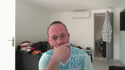 fredodu41 online show from April 7, 9:22 am