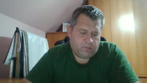 Snapshot of freeboy80180 chatting on September 19, 5:49 pm freeboy80180 online show from September 19, 5:49 pm
