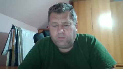 Snapshot of freeboy80180 chatting on September 25, 6:26 pm freeboy80180 online show from September 25, 6:26 pm