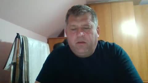 Snapshot of freeboy80180 chatting on October 17, 5:17 pm freeboy80180 online show from October 17, 5:17 pm