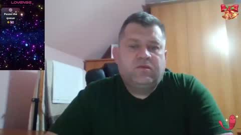 Snapshot of freeboy80180 chatting on January 22, 4:55 am freeboy80180 online show from January 22, 4:55 am