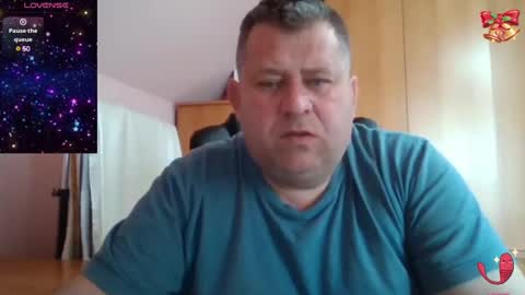 Snapshot of freeboy80180 chatting on March 4, 1:06 pm freeboy80180 online show from March 4, 1:06 pm
