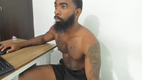 Snapshot of freedom_24 chatting on January 28, 5:35 pm shakur online show from January 28, 5:35 pm
