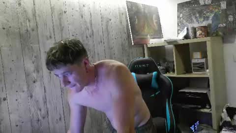 French Horny Bibs online show from June 23, 8:15 pm