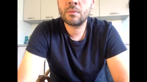 frenchy_from_paris online show from June 8, 5:14 pm