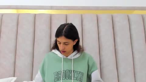 FreyaMoller  online show from March 14, 8:13 pm