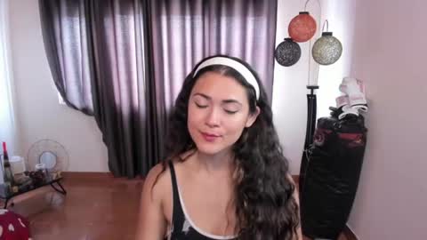 freyarouge online show from July 6, 6:21 pm