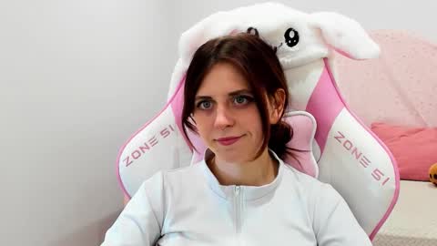 FreyaVey online show from January 12, 5:36 am