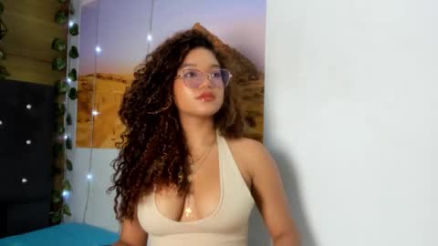 Snapshot of frezzita_ chatting on September 16, 7:50 pm Frezzita online show from September 16, 7:50 pm