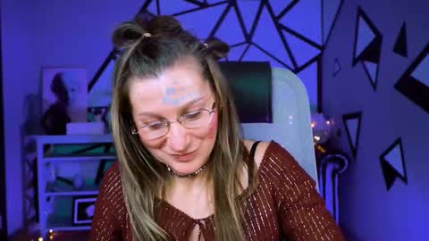 Frida Tander online show from February 16, 7:27 pm