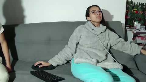 SEX FOR FRIENDS online show from May 3, 6:03 pm