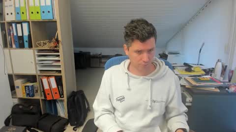 Snapshot of frikits chatting on October 8, 7:14 am Francois online show from October 8, 7:14 am