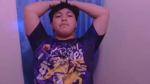 froi online show from February 8, 10:52 am