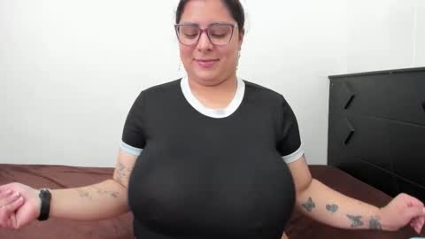 Lucy online show from February 2, 7:43 pm