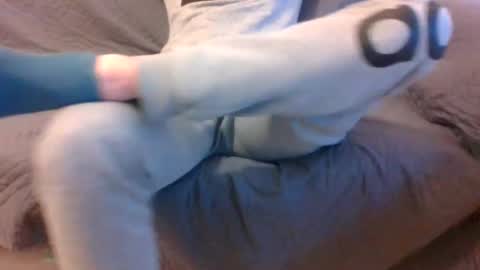 Frowxy online show from January 5, 12:21 pm