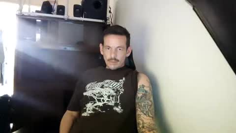 Snapshot of fuckforlife76 chatting on March 8, 10:11 am Tony online show from March 8, 10:11 am