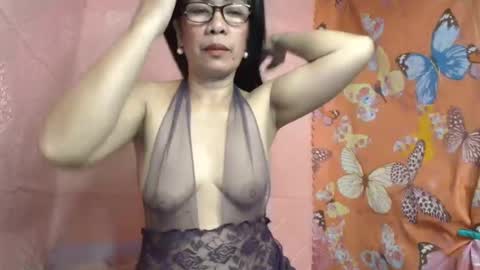 Snapshot of fuckinghairy49 chatting on January 15, 10:46 pm mariposa online show from January 15, 10:46 pm