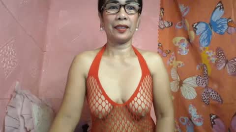 Snapshot of fuckinghairy49 chatting on January 8, 5:05 am mariposa online show from January 8, 5:05 am