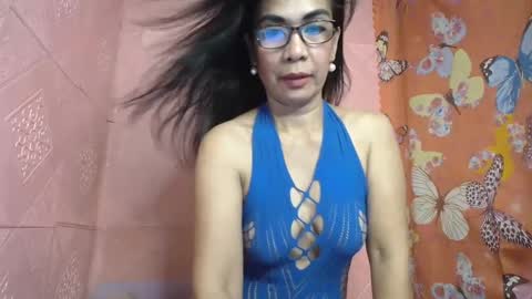 Snapshot of fuckinghairy49 chatting on February 11, 6:19 am mariposa online show from February 11, 6:19 am
