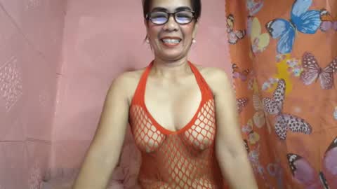 Snapshot of fuckinghairy49 chatting on December 21, 12:49 pm mariposa online show from December 21, 12:49 pm