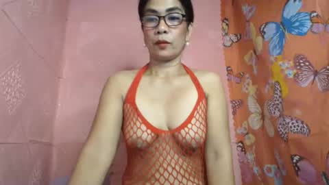 Snapshot of fuckinghairy49 chatting on December 22, 2:06 pm mariposa online show from December 22, 2:06 pm