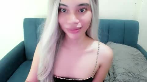 fuckingsexy143 online show from February 20, 6:37 am