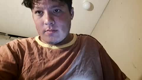 fuckme21044 online show from April 13, 10:25 pm
