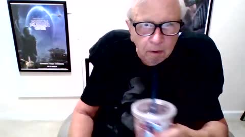 Snapshot of funclemike chatting on October 8, 6:03 pm funclemike online show from October 8, 6:03 pm