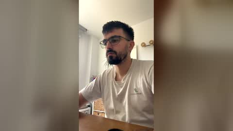 funnyroom23 online show from April 19, 10:05 am