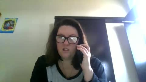 fuzzypeaches87 online show from March 9, 4:55 pm