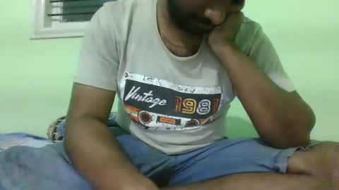 Nunnu online show from February 8, 9:25 pm