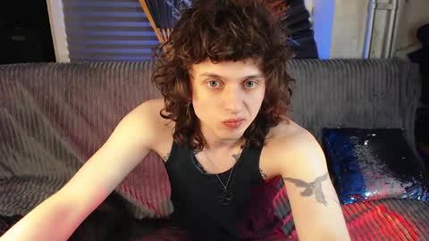 Ian online show from April 15, 7:58 pm