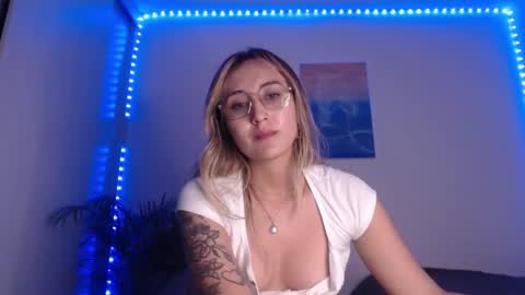 Snapshot of gabb_rioss chatting on February 27, 2:46 am Gabriela online show from February 27, 2:46 am