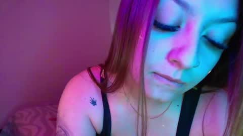 Snapshot of gabbie_kook chatting on December 12, 3:59 pm gabbie_kook online show from December 12, 3:59 pm