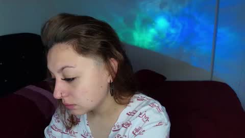 Snapshot of gabbie_kook chatting on December 20, 3:10 pm gabbie_kook online show from December 20, 3:10 pm