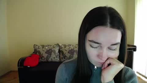 Snapshot of gabby_di chatting on October 11, 10:31 am Jaklin online show from October 11, 10:31 am