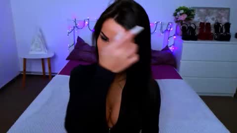 GabiCarter online show from January 15, 9:29 am