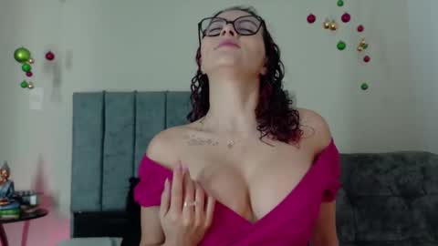 gabriela_mk online show from December 22, 11:28 am