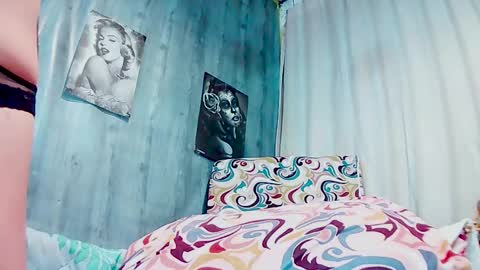 Snapshot of gabriela_sexy chatting on February 10, 3:42 pm Gabriella Lopez online show from February 10, 3:42 pm