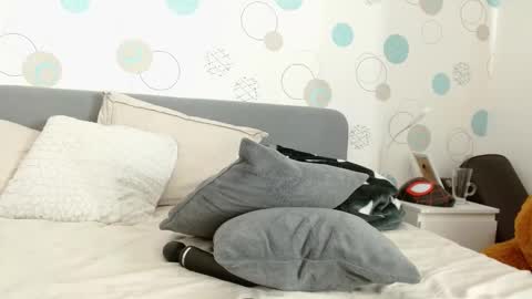 i love to squirt online show from March 6, 9:53 pm