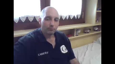 Snapshot of gabrielegr22 chatting on October 15, 2:51 pm Gabriele online show from October 15, 2:51 pm