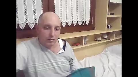 Snapshot of gabrielegr22 chatting on October 8, 5:19 pm Gabriele online show from October 8, 5:19 pm