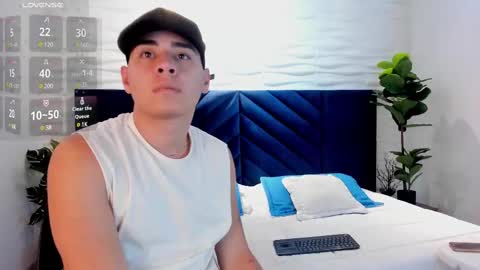 Snapshot of gabriell_ramirez_ chatting on February 18, 3:31 am gabriell_ramirez_ online show from February 18, 3:31 am